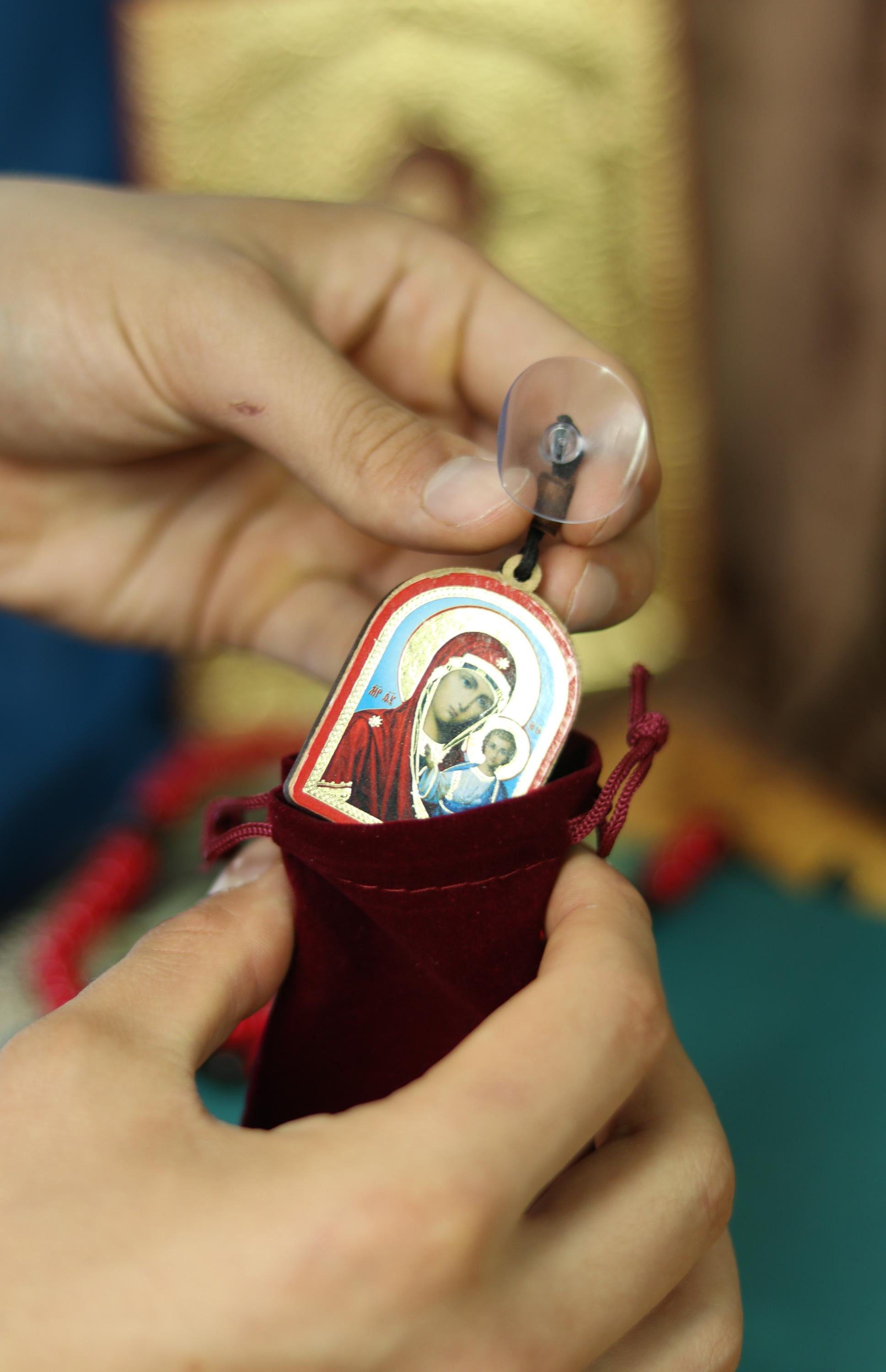Wooden Icon Set 2pcs 1.4x1.8in 30g, Jesus Christ Icon, Virgin Mary Icon, Orthodox Pendant, Car Religious Charm, Christian Gift