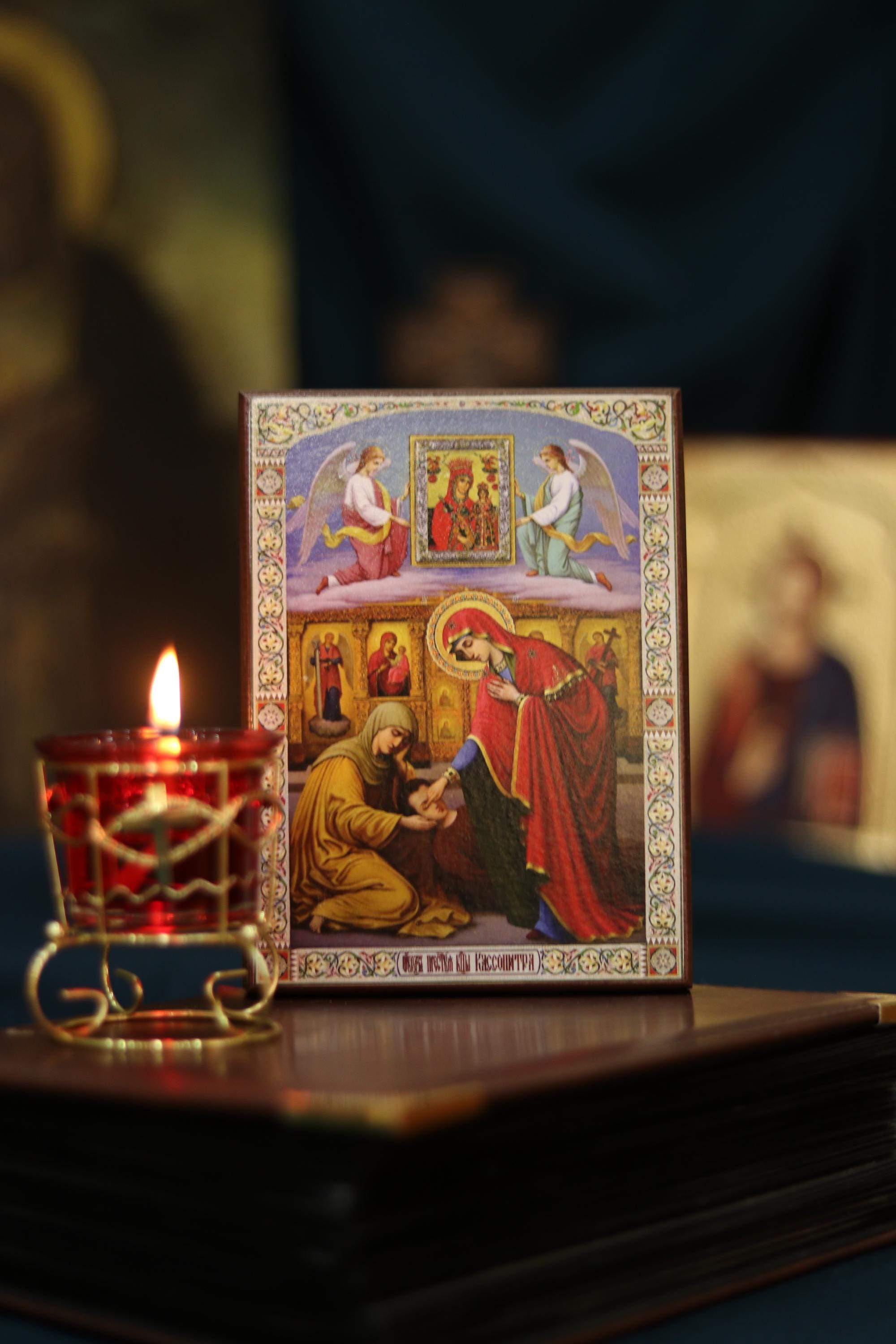 Orthodox Wooden Icon 6.3x4.7 in., Panagia Kassopitra, Mother of God Icon, Christian Wall Art, Virgin Mary