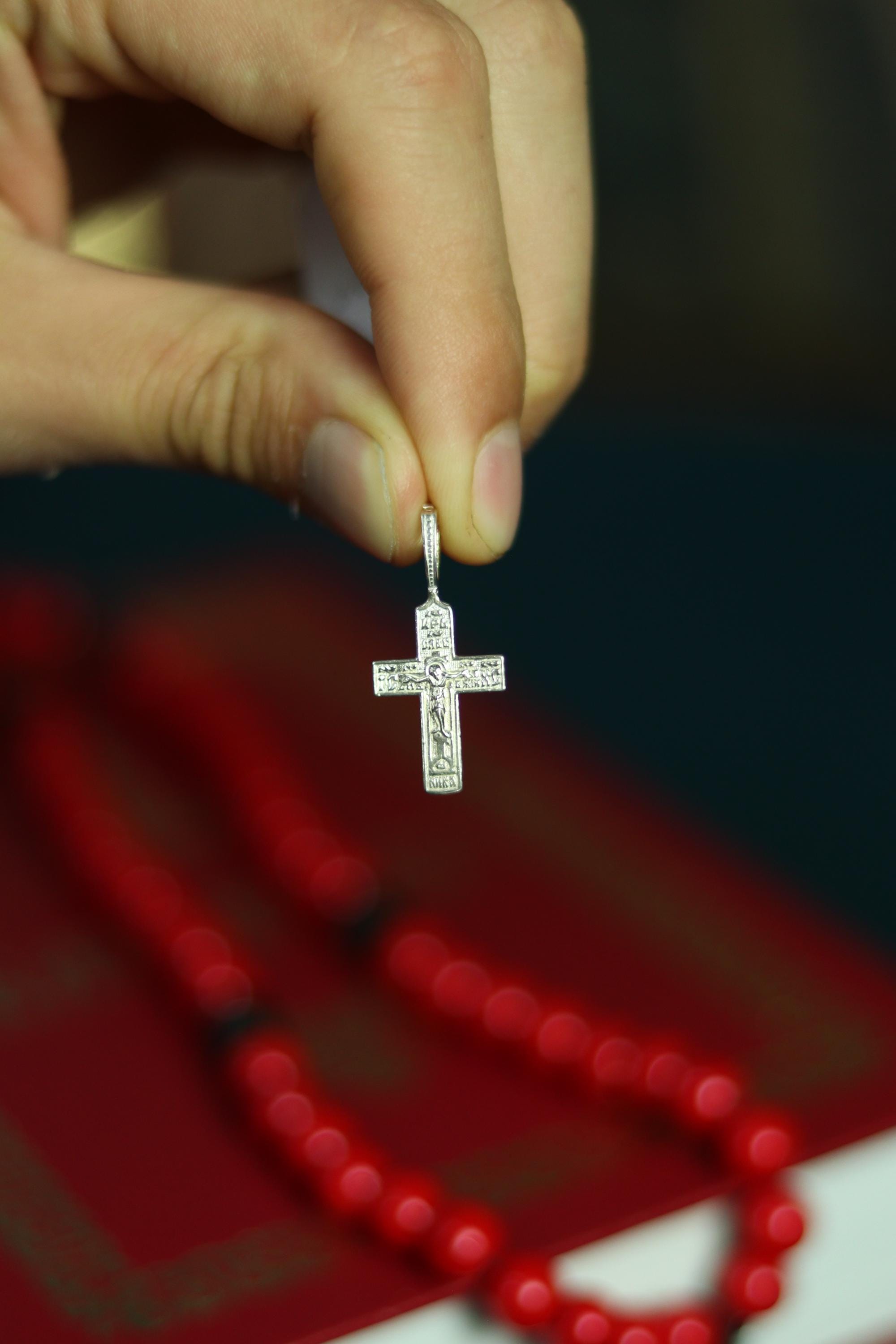 Silver Cross 0.05 oz, 1.3×2 cm (0.51×0.79 in), 1.31 g, Orthodox Cross, Christian Pendant.