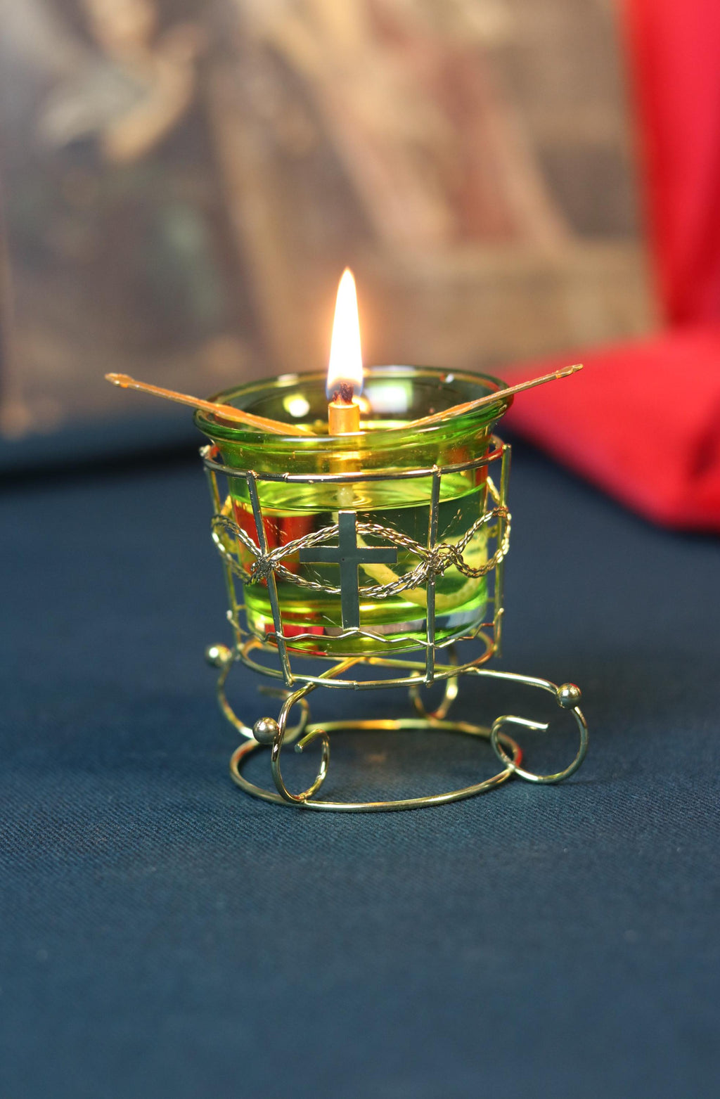 Christian prayer lamp. The set includes the lamp, 10 wicks, and a wick holder.