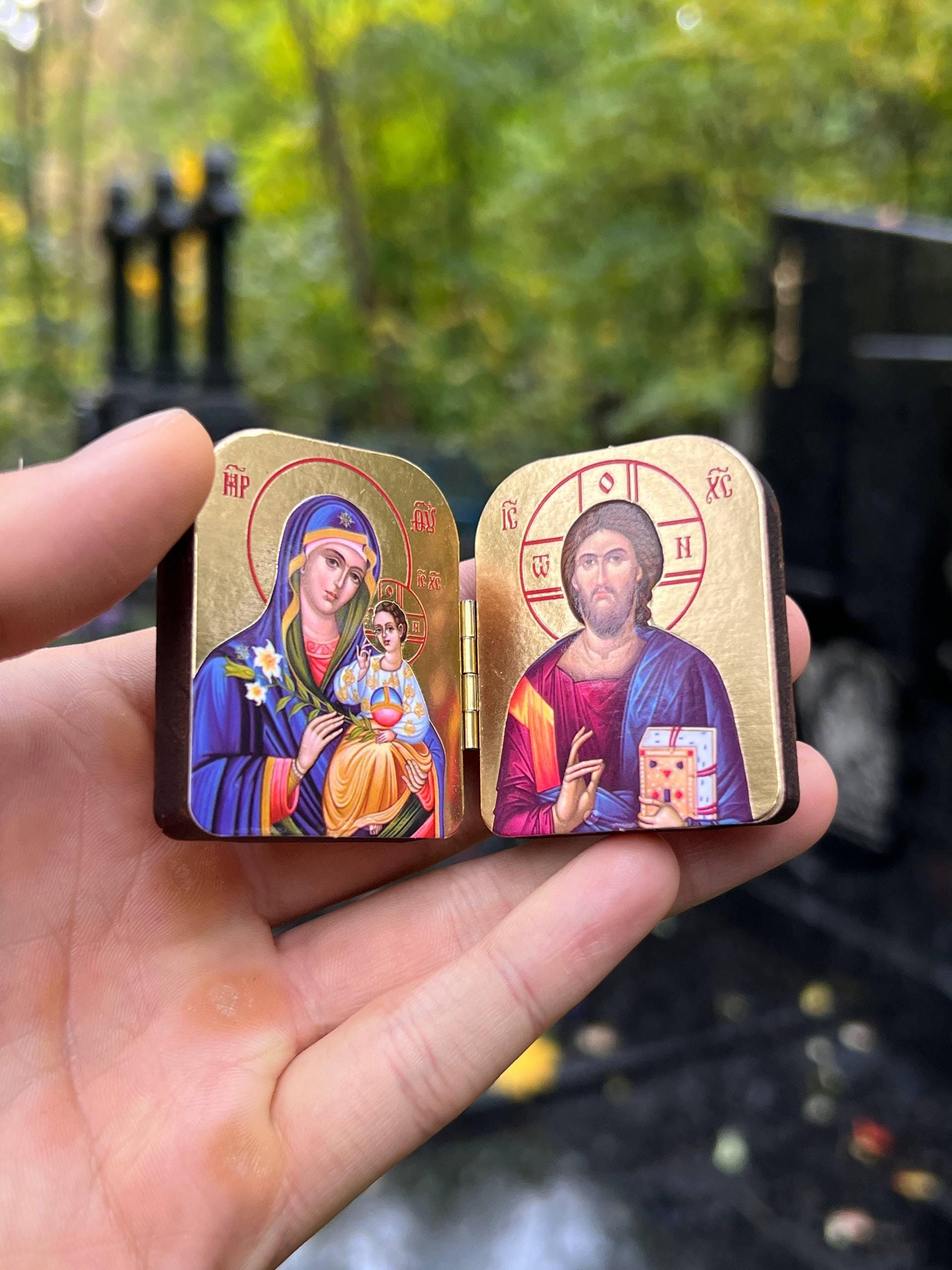 Folding icon of Jesus Christ and the Mother of God, 2x1.6 in