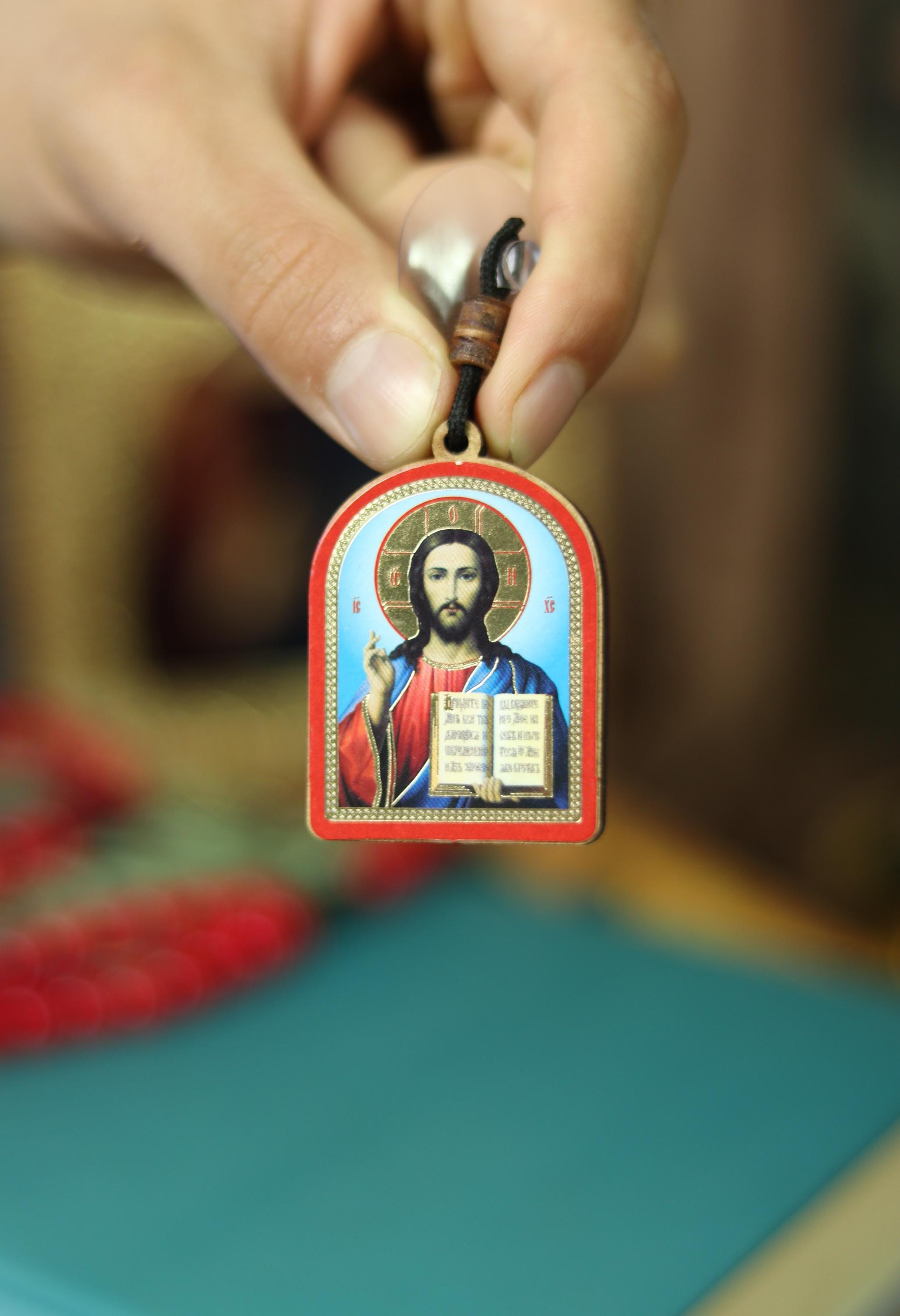 Wooden Icon Set 2pcs 1.4x1.8in 30g, Jesus Christ Icon, Virgin Mary Icon, Orthodox Pendant, Car Religious Charm, Christian Gift