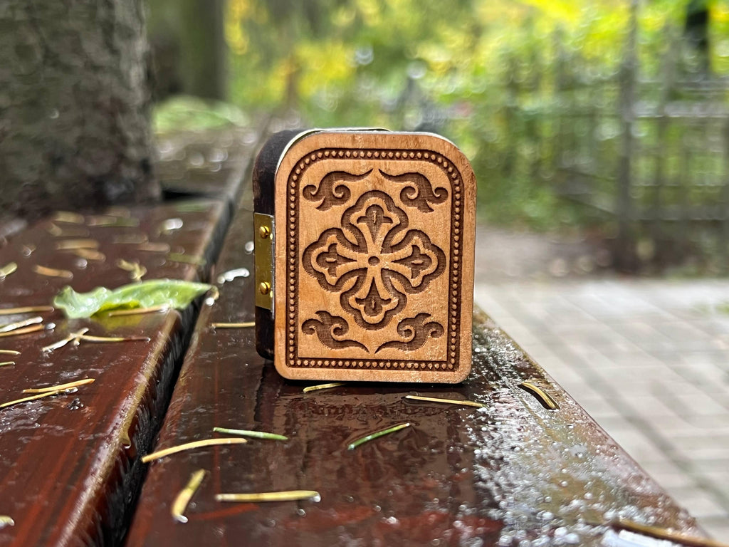 Christian incense set: brown ceramic censer, triptych icon, 50 grams of Greek incense, 6 pcs. of coal.
