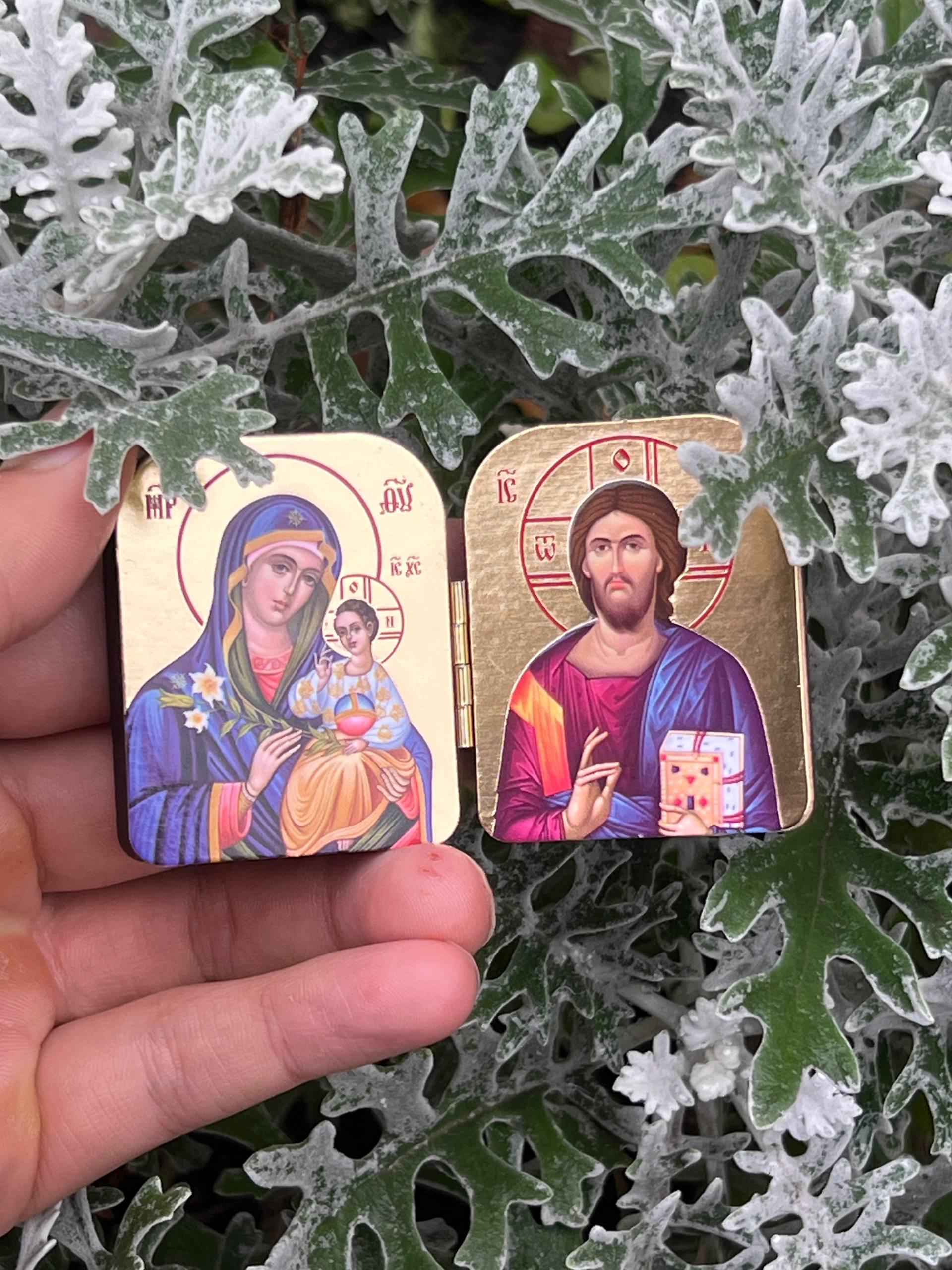 Folding icon of Jesus Christ and the Mother of God, 2x1.6 in