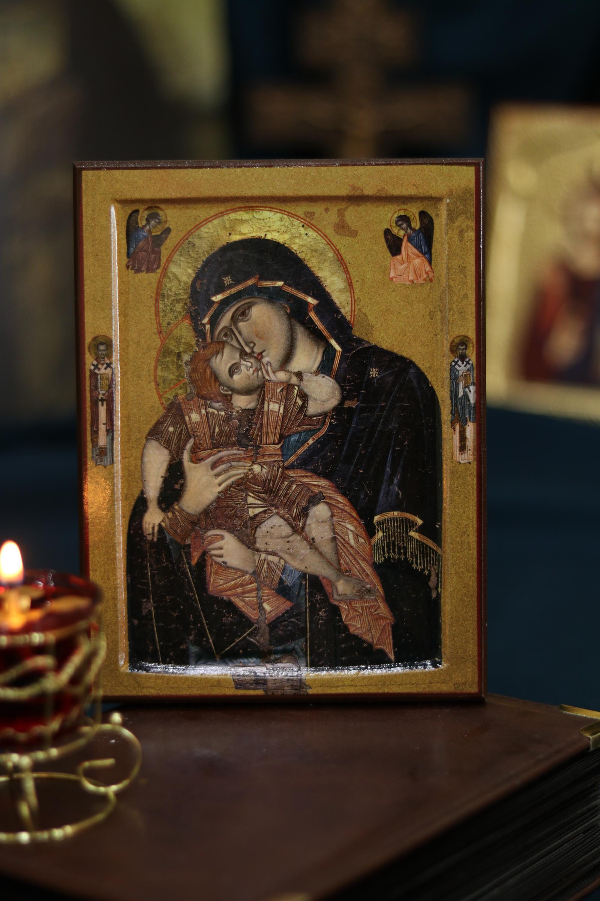 Sweet Kissing Mother of God Icon Orthodox Wooden 7.9x5.9in