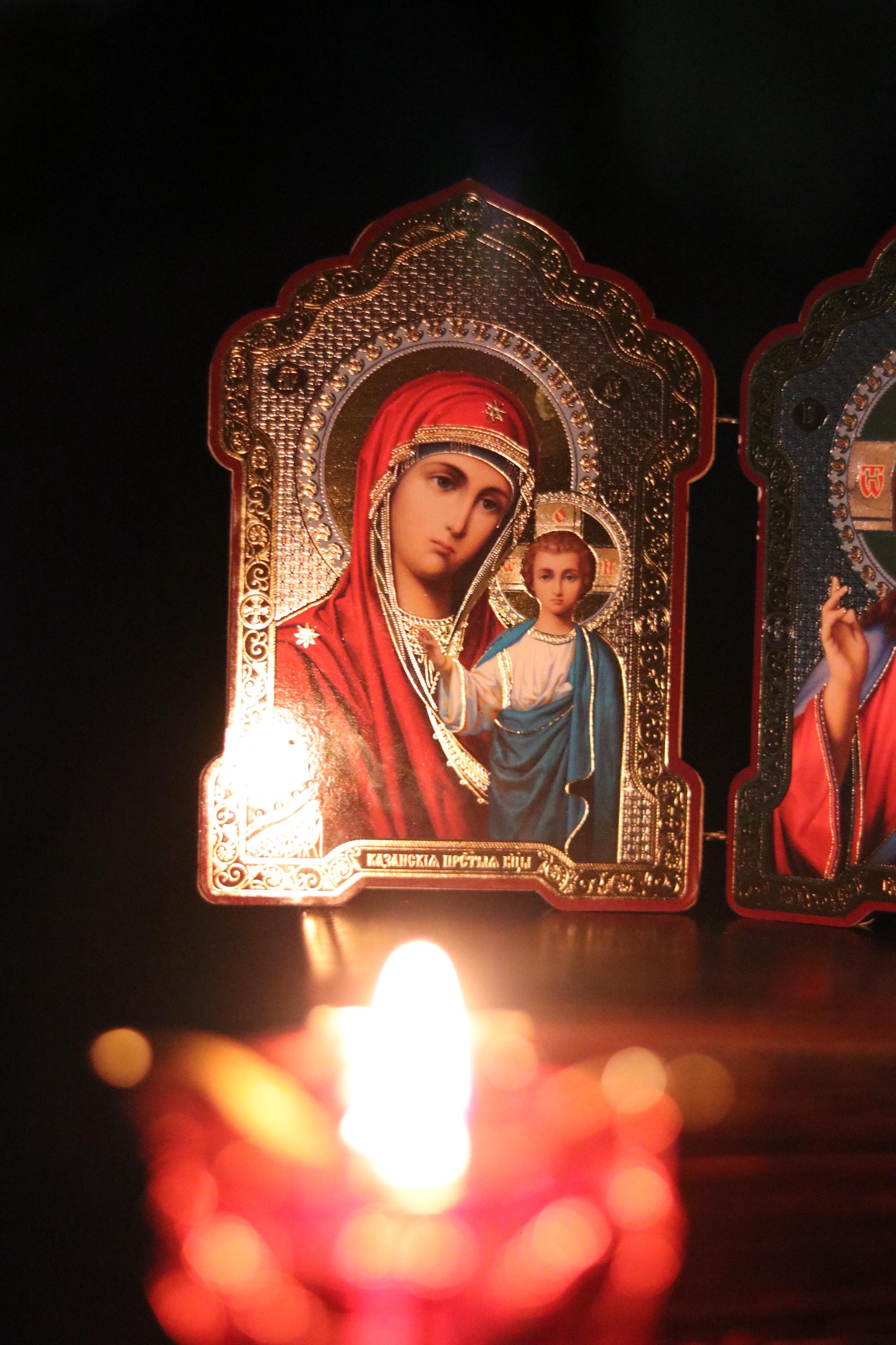 Wooden Orthodox Folding Icon 5.1in, Virgin Mary And Jesus Christ, Large Travel Diptych