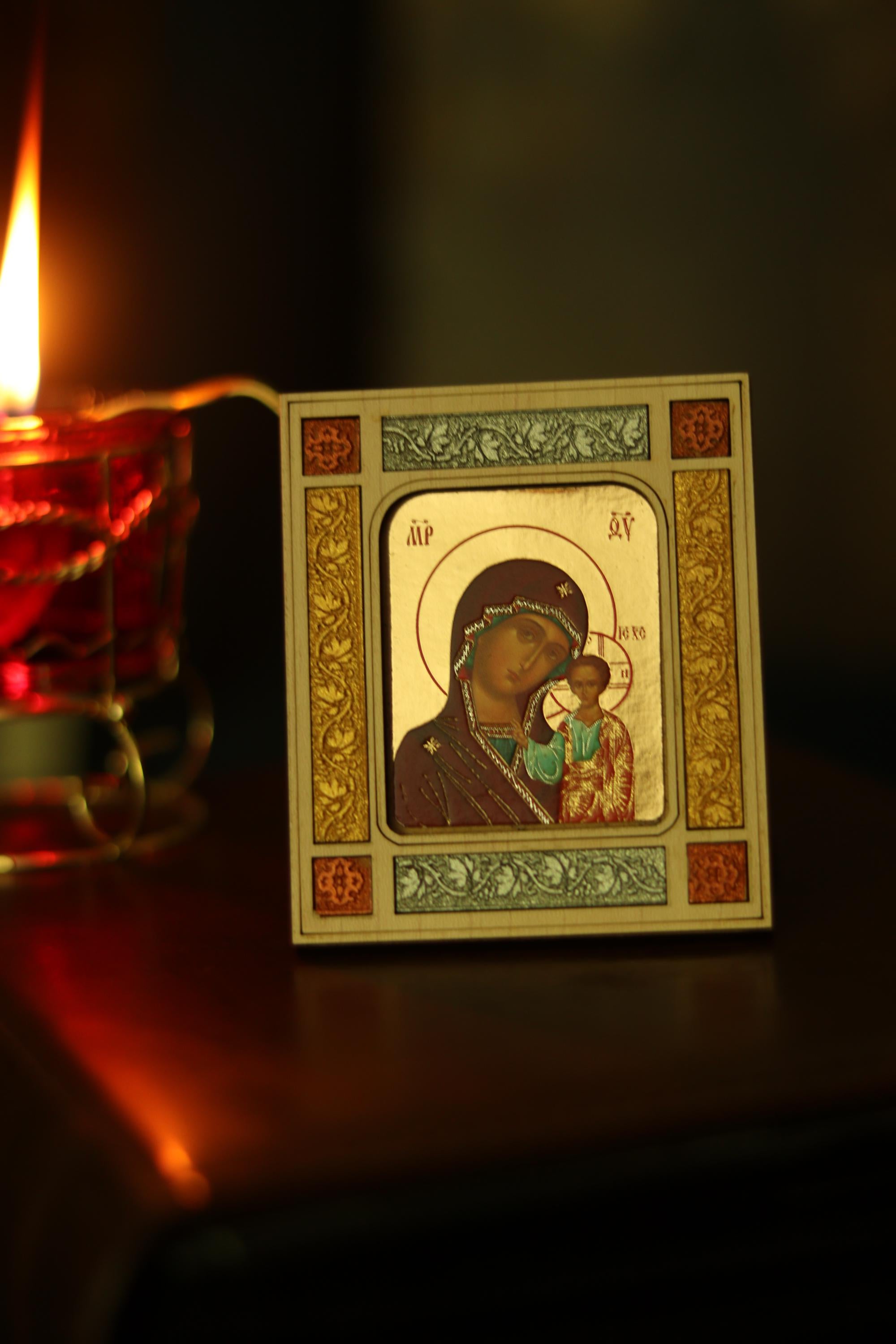 Mother of God Icon Wooden Orthodox Prayer Icon Virgin Mary Wall Art 3.1in
