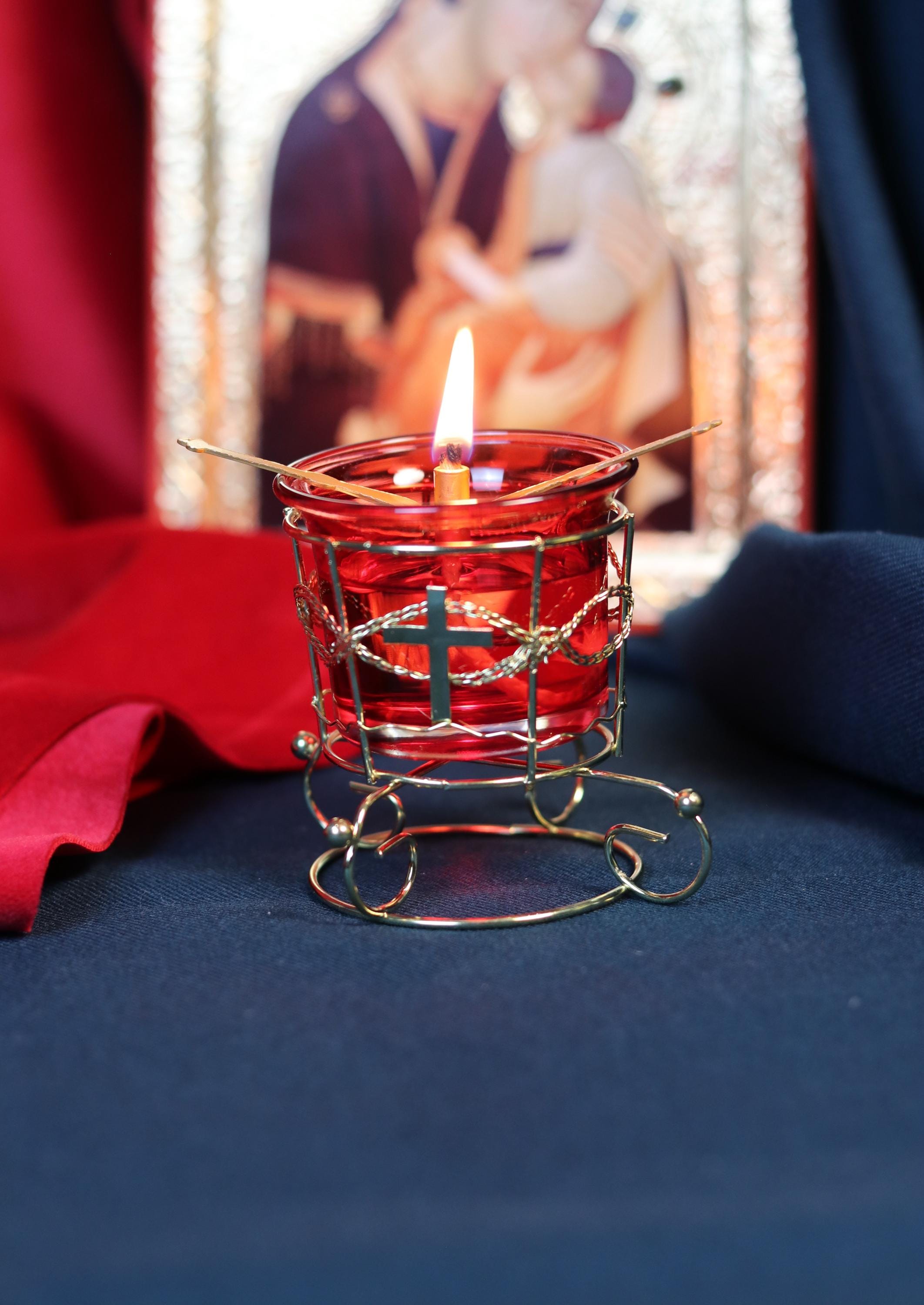 Red Glass Oil Lamp in Metal Stand 2in  – Orthodox Candle Holder for Prayer, Aromatherapy, Altar Decor, Christian Gift, Orthodox prayer