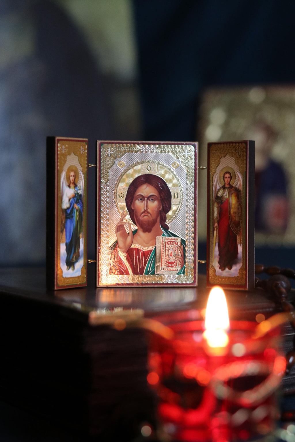 Wooden Orthodox Triptych Icon 3.5in, Jesus Christ Pantocrator, Folding Travel Icon