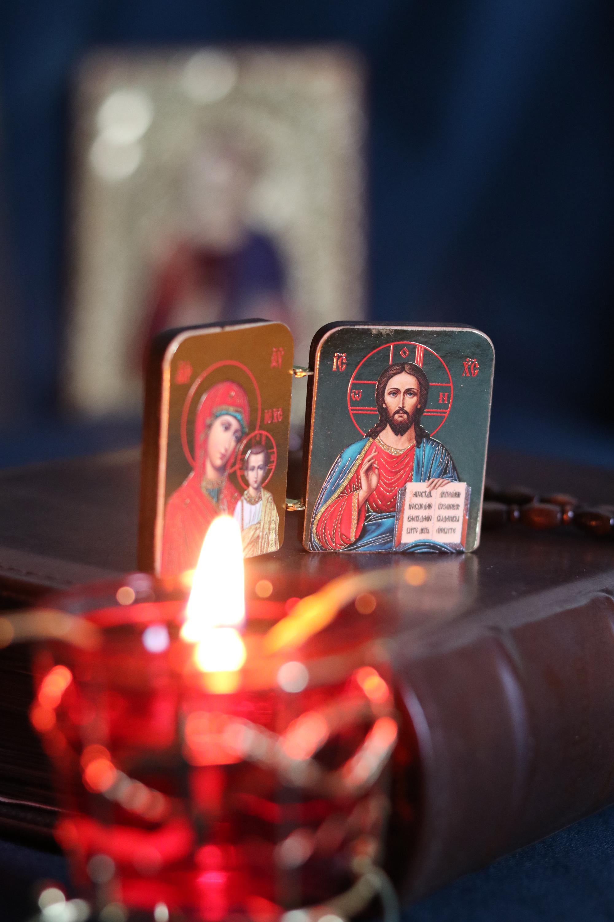 Diptych icon of Jesus Christ and the Mother of God, 2x1.6 in