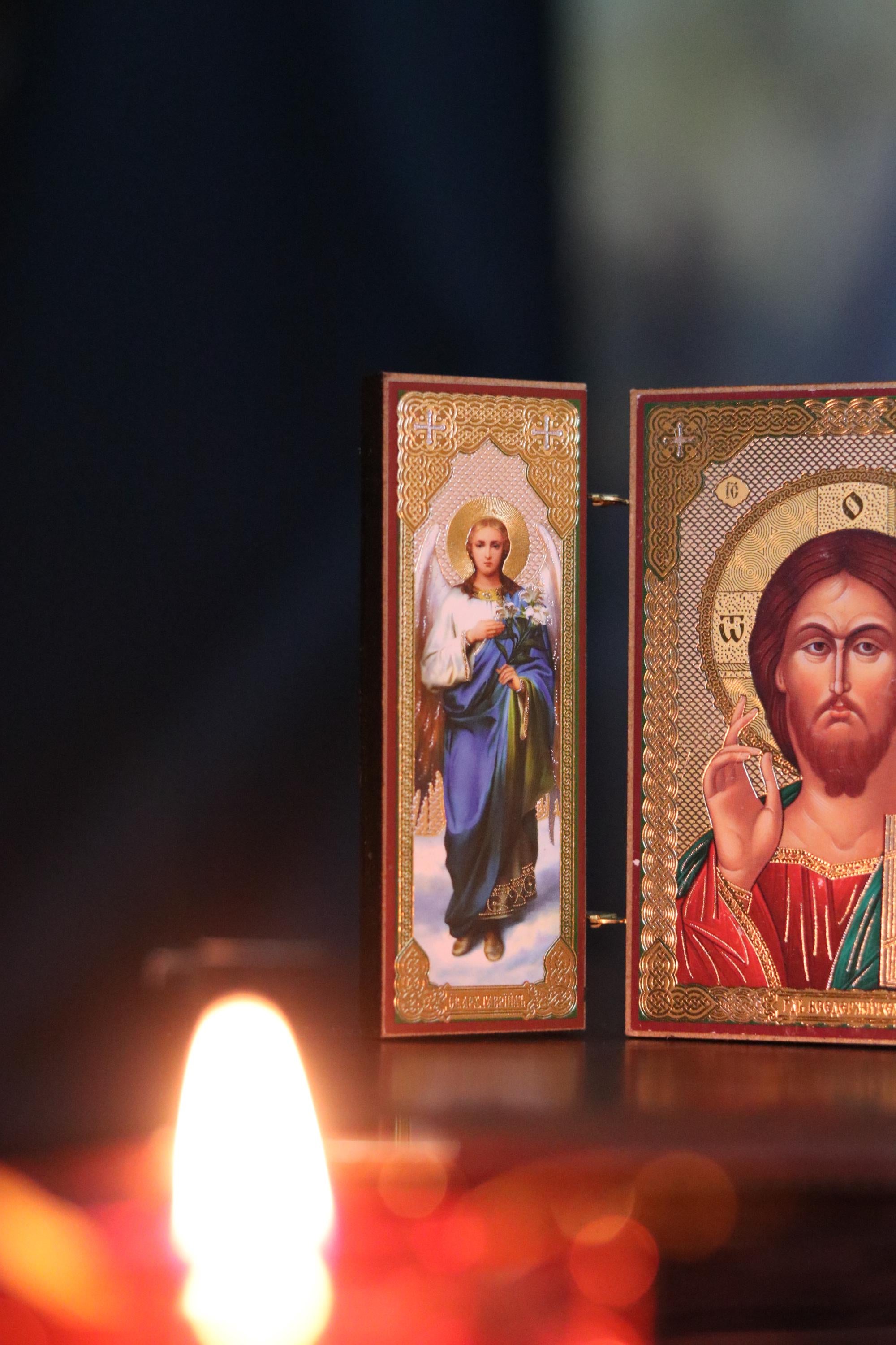 Wooden Orthodox Triptych Icon 3.5in, Jesus Christ Pantocrator, Folding Travel Icon
