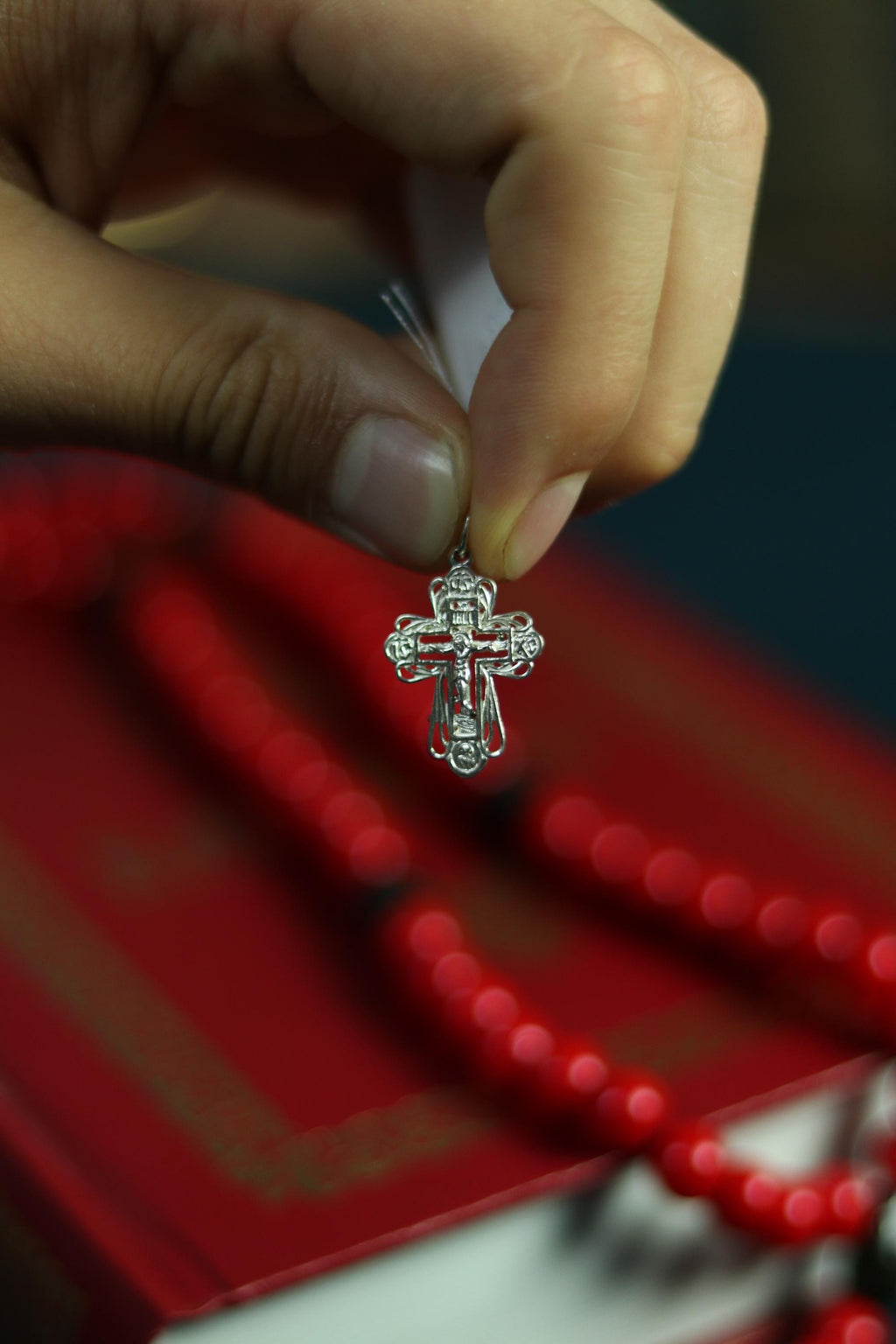 Sterling Silver Orthodox Cross Pendant – 1.63 g, Oxidized Finish, Detailed Crucifix Design