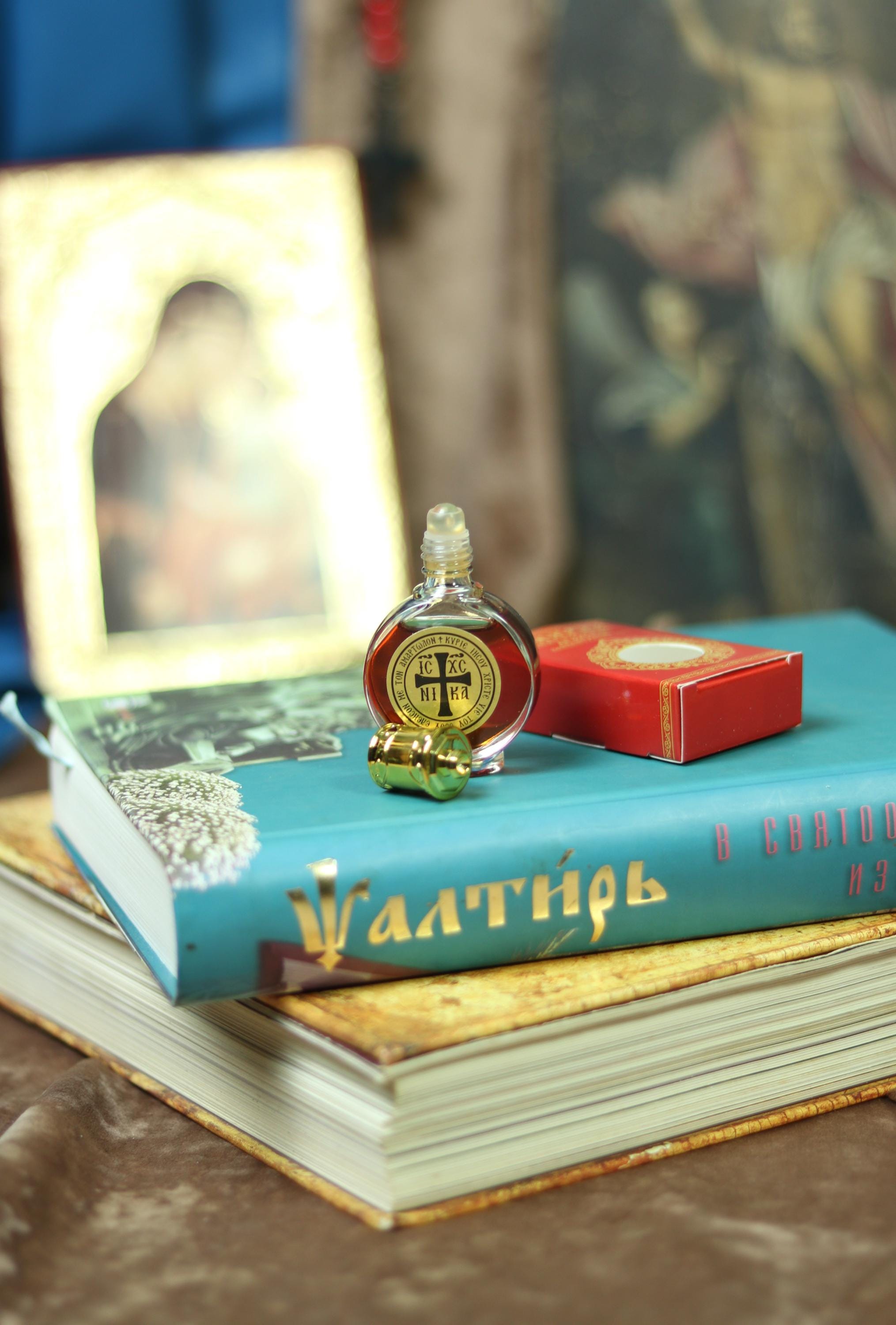 Orthodox Anointing Oil Roller Bottle, Holy Oil from Jerusalem, Prayer Oil with Cross, Christian Religious Gift, Healing Fragrance, Myrrh oil
