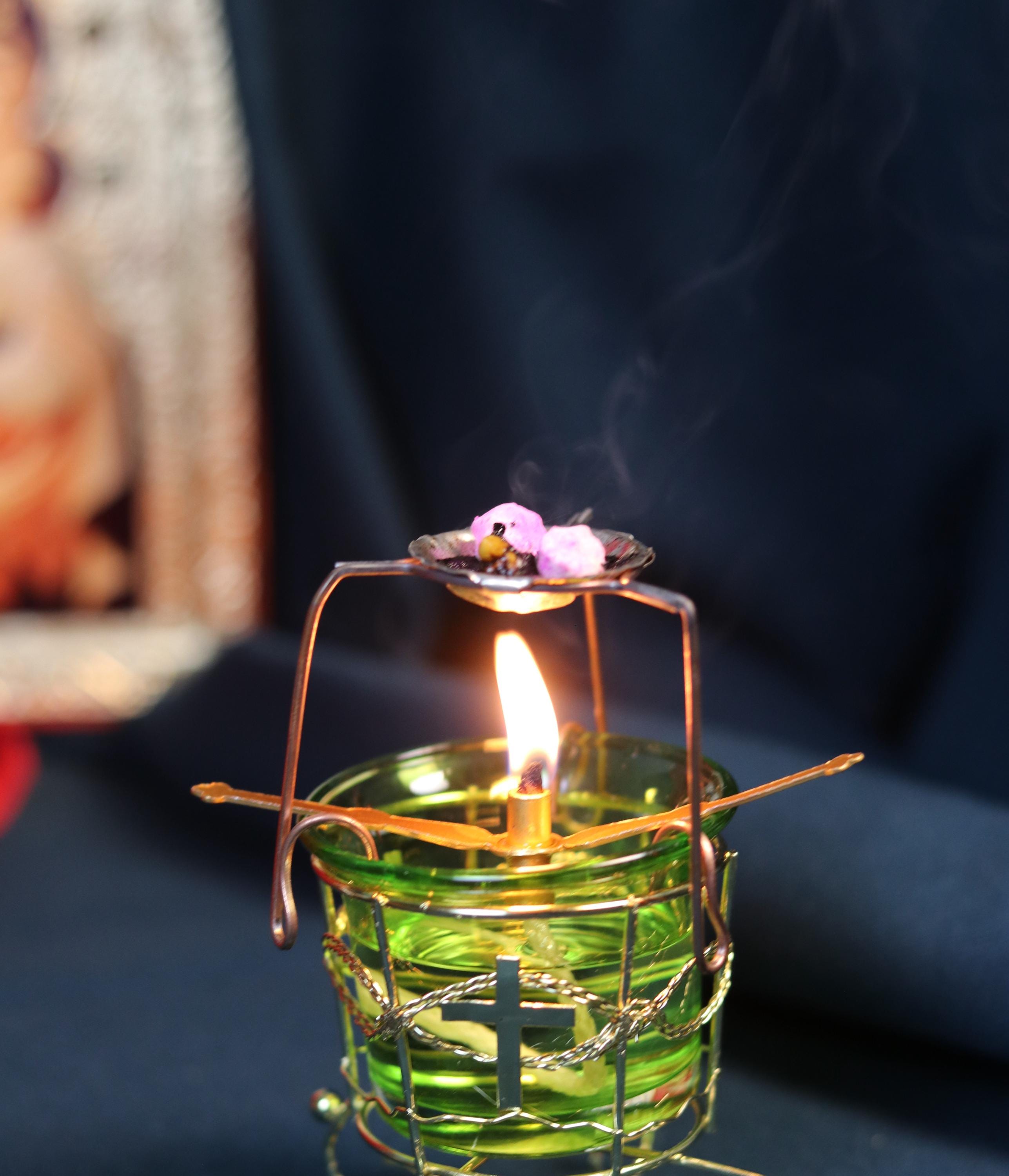 Orthodox Christian Incense Set – Lampada with Burner Attachment & 60g Greek Frankincense – Prayer Kit for Home Altar or Worship