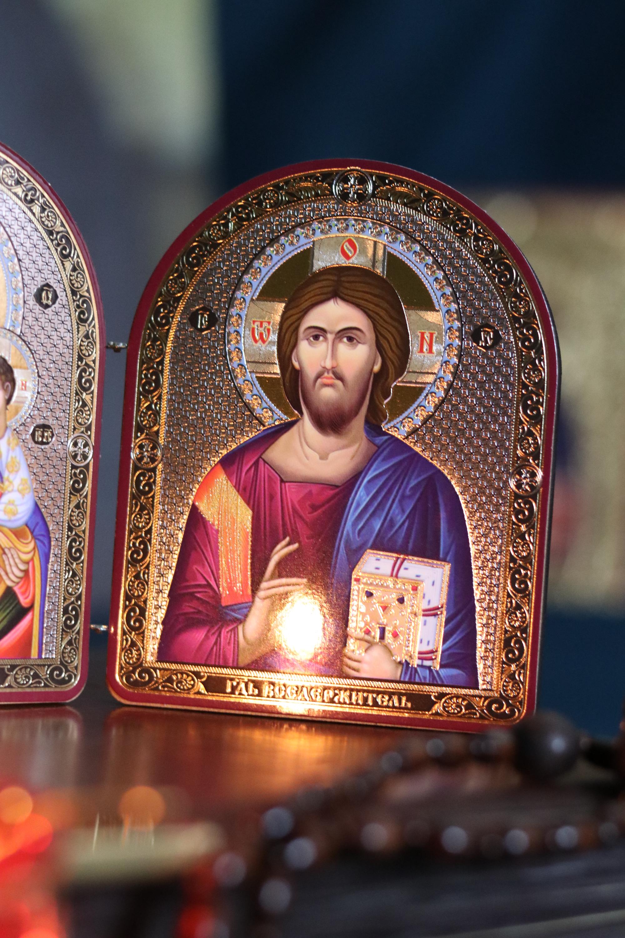 Wooden Folding Icon 4.3in, Orthodox Diptych, Virgin Mary Icon, Jesus Christ Icon, Christian Gift, Prayer Corner Decor