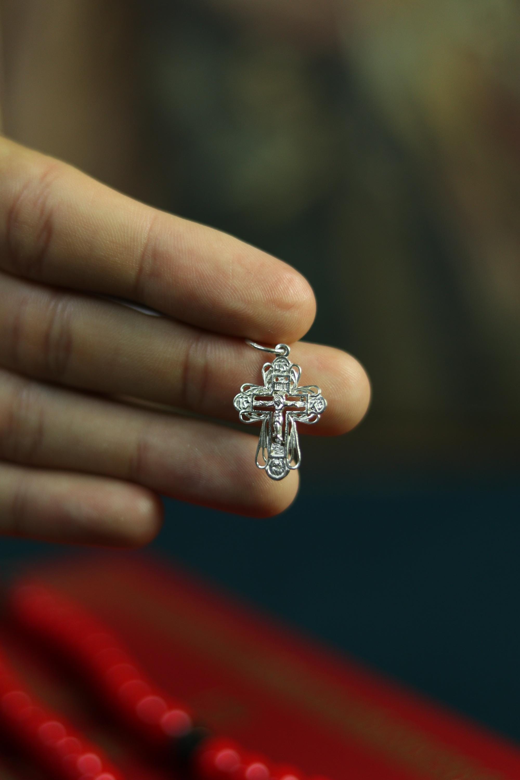 Sterling Silver Orthodox Cross Pendant – 1.63 g, Oxidized Finish, Detailed Crucifix Design