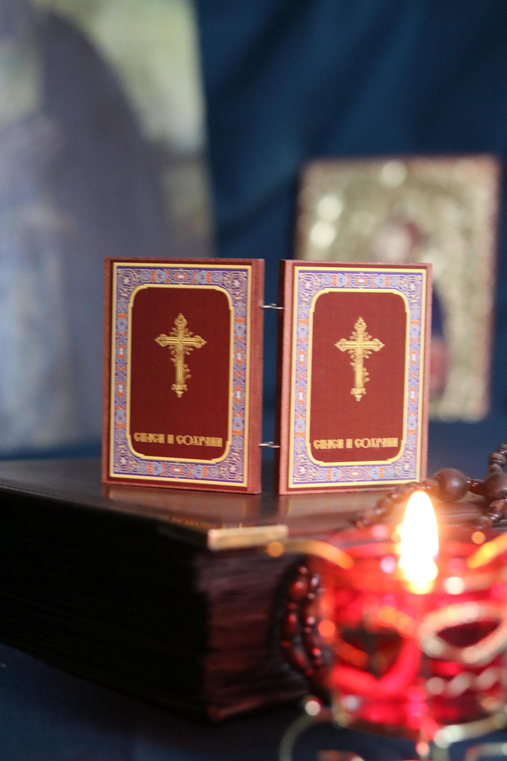 Wooden Orthodox Folding Icon 3.5in, Travel Diptych, Virgin Mary And Jesus Christ, Pocket Icon