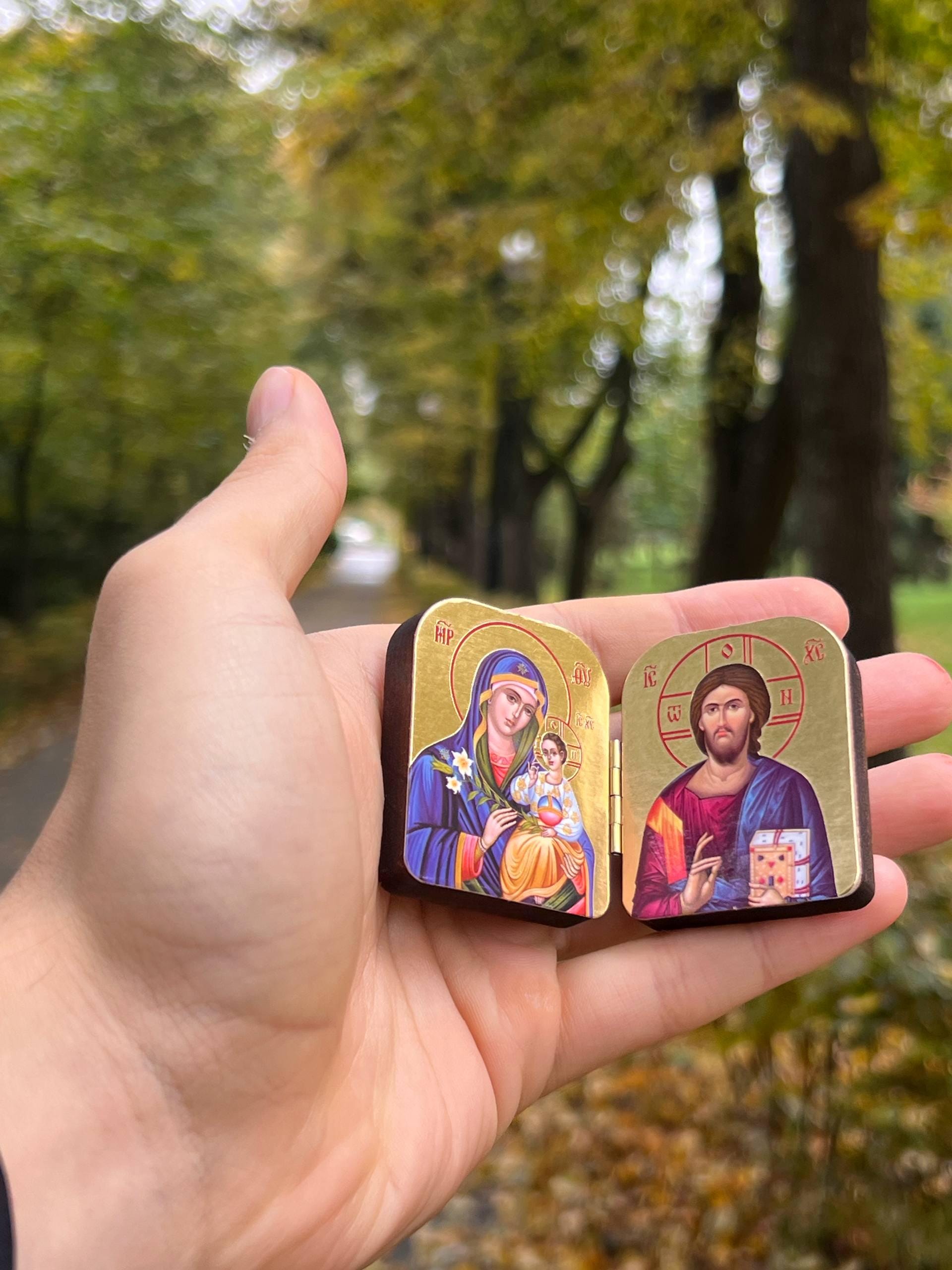 Diptych icon of Jesus Christ and the Mother of God, 2x1.6 in