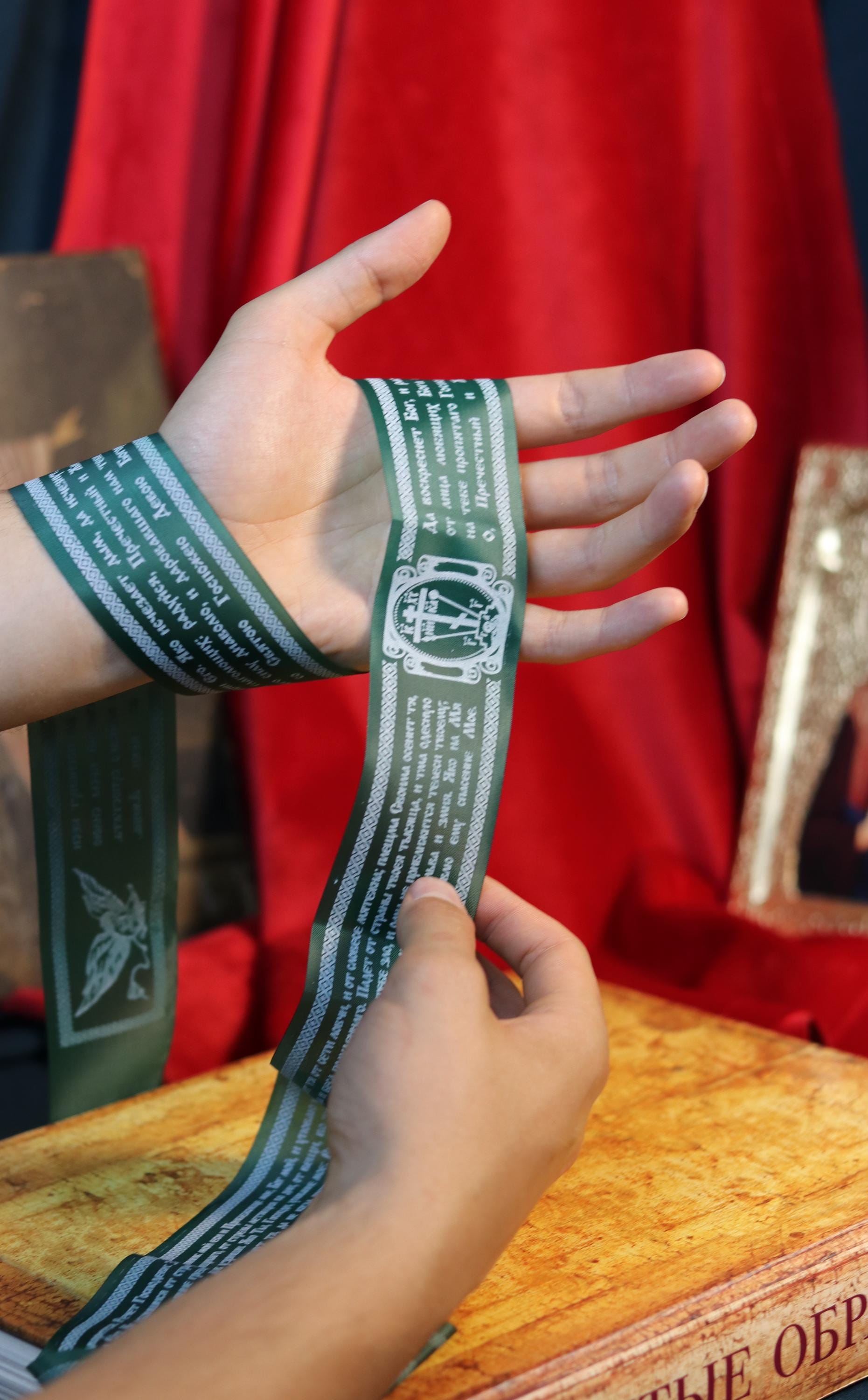 Orthodox Silk Prayer Belt 45” with Psalm 90 & Resurrection Prayer – Blessed Christian Slavic Text Protection Ribbon