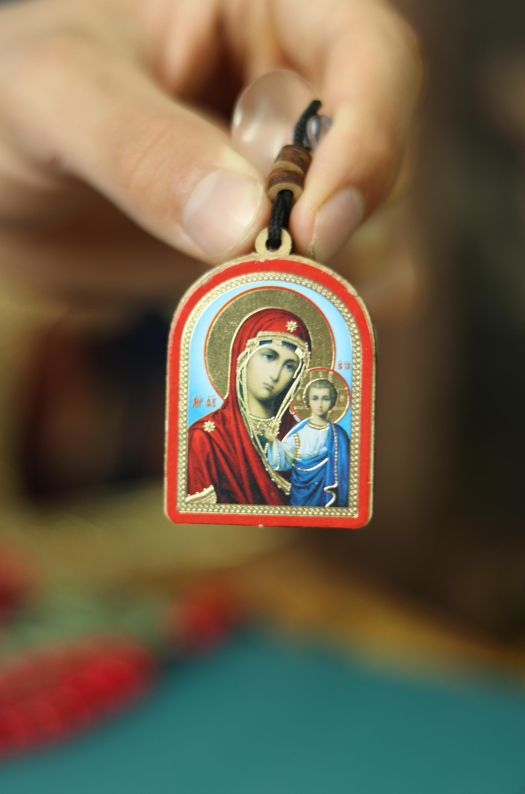 Wooden Icon Set 2pcs 1.4x1.8in 30g, Jesus Christ Icon, Virgin Mary Icon, Orthodox Pendant, Car Religious Charm, Christian Gift