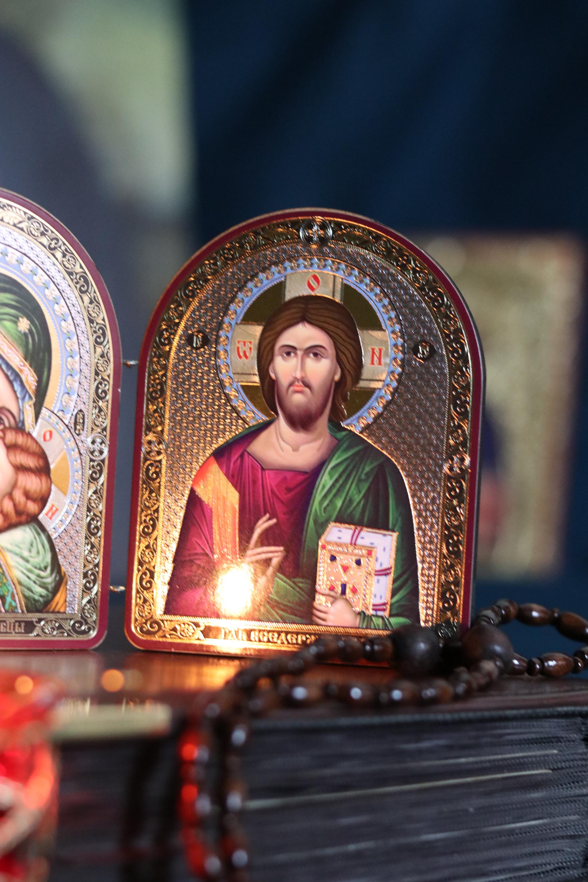 Wooden Folding Icon 4.3in, Orthodox Diptych, Virgin Mary Icon, Jesus Christ Icon, Christian Gift, Prayer Corner Decor