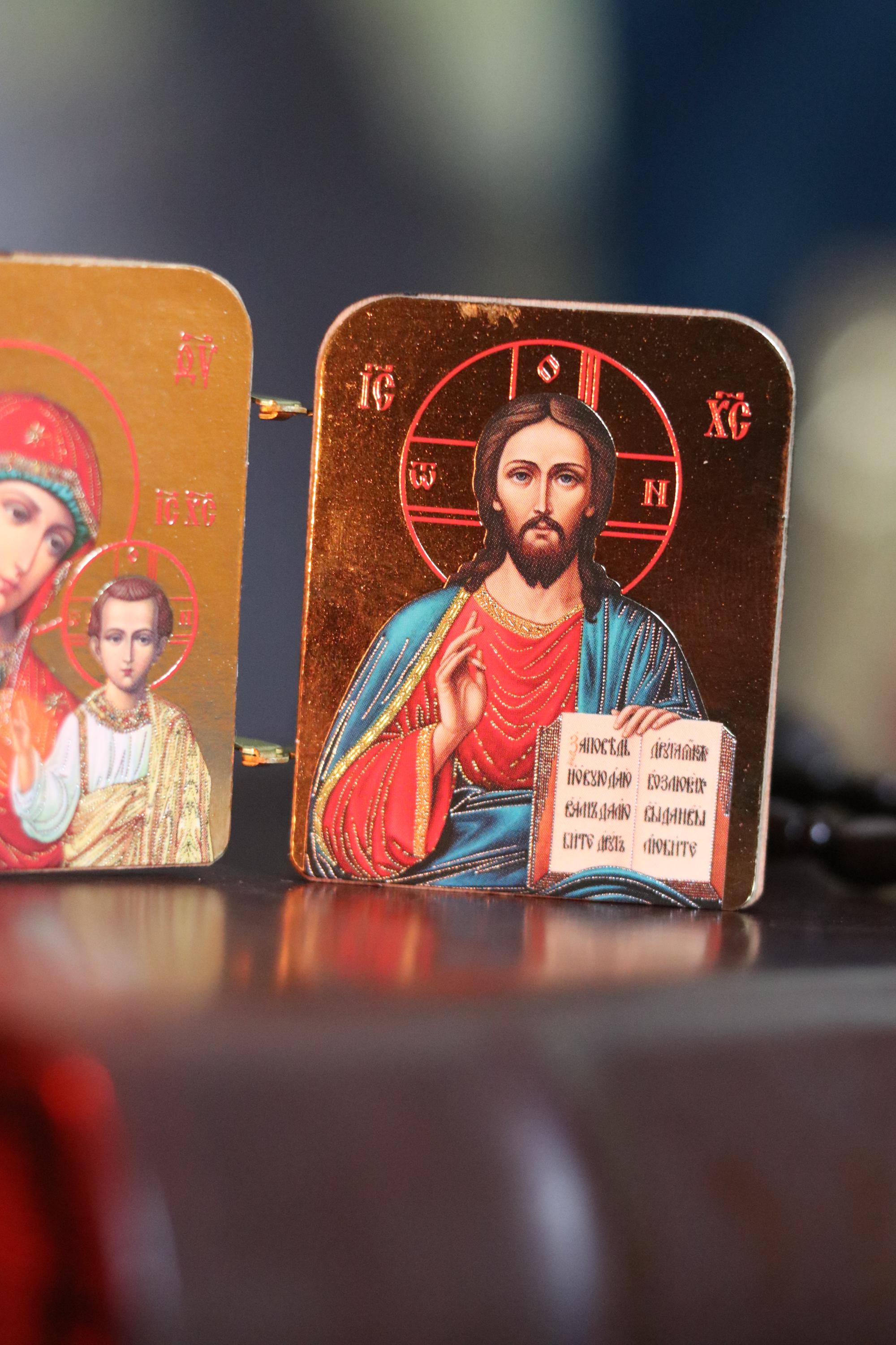 Diptych icon of Jesus Christ and the Mother of God, 2x1.6 in