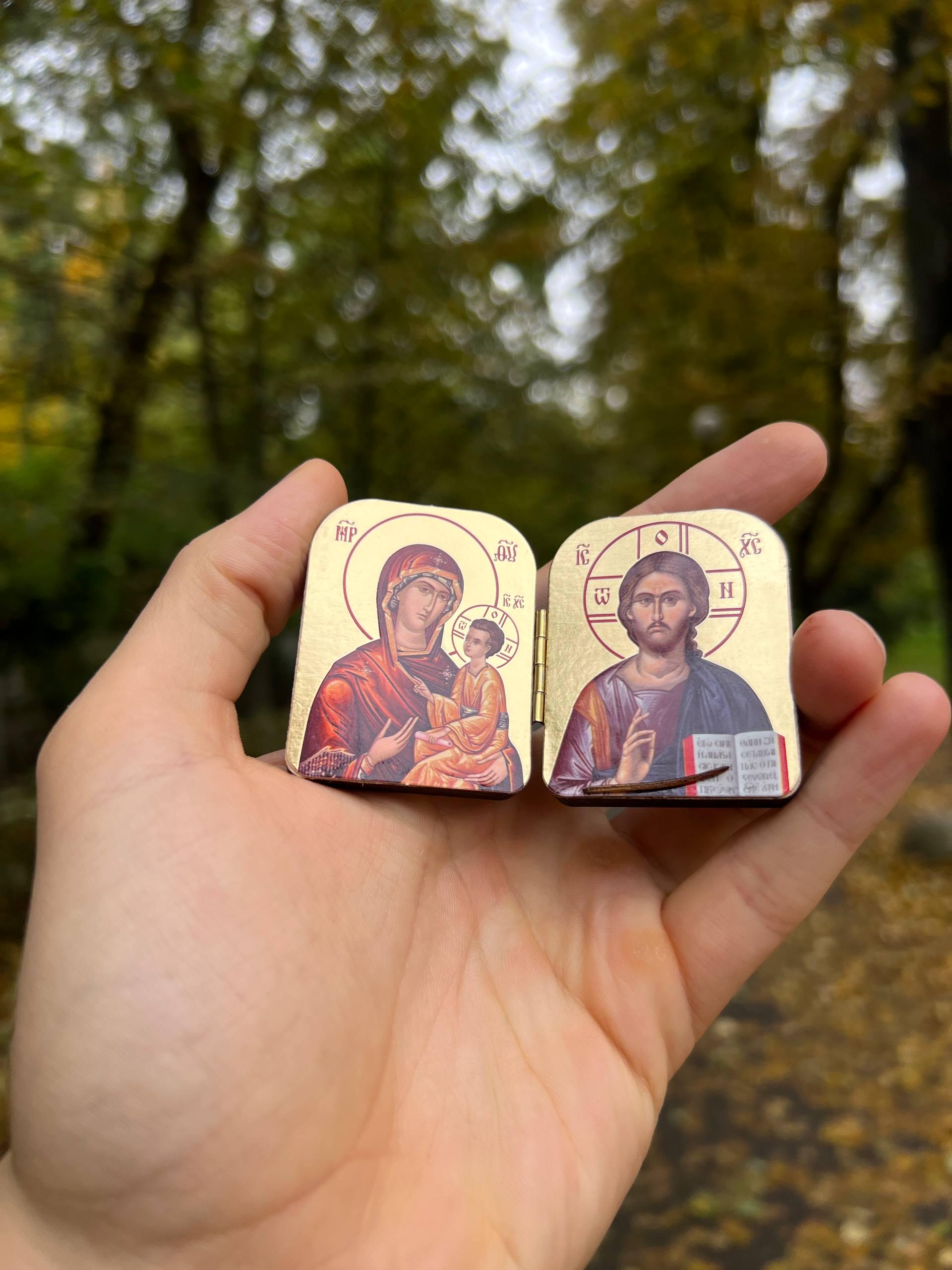 Diptych icon of Jesus Christ and the Mother of God, 2x1.6 in