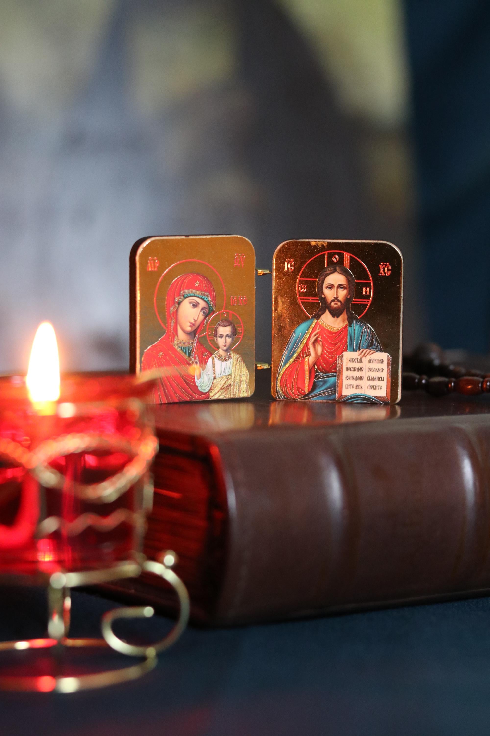 Diptych icon of Jesus Christ and the Mother of God, 2x1.6 in