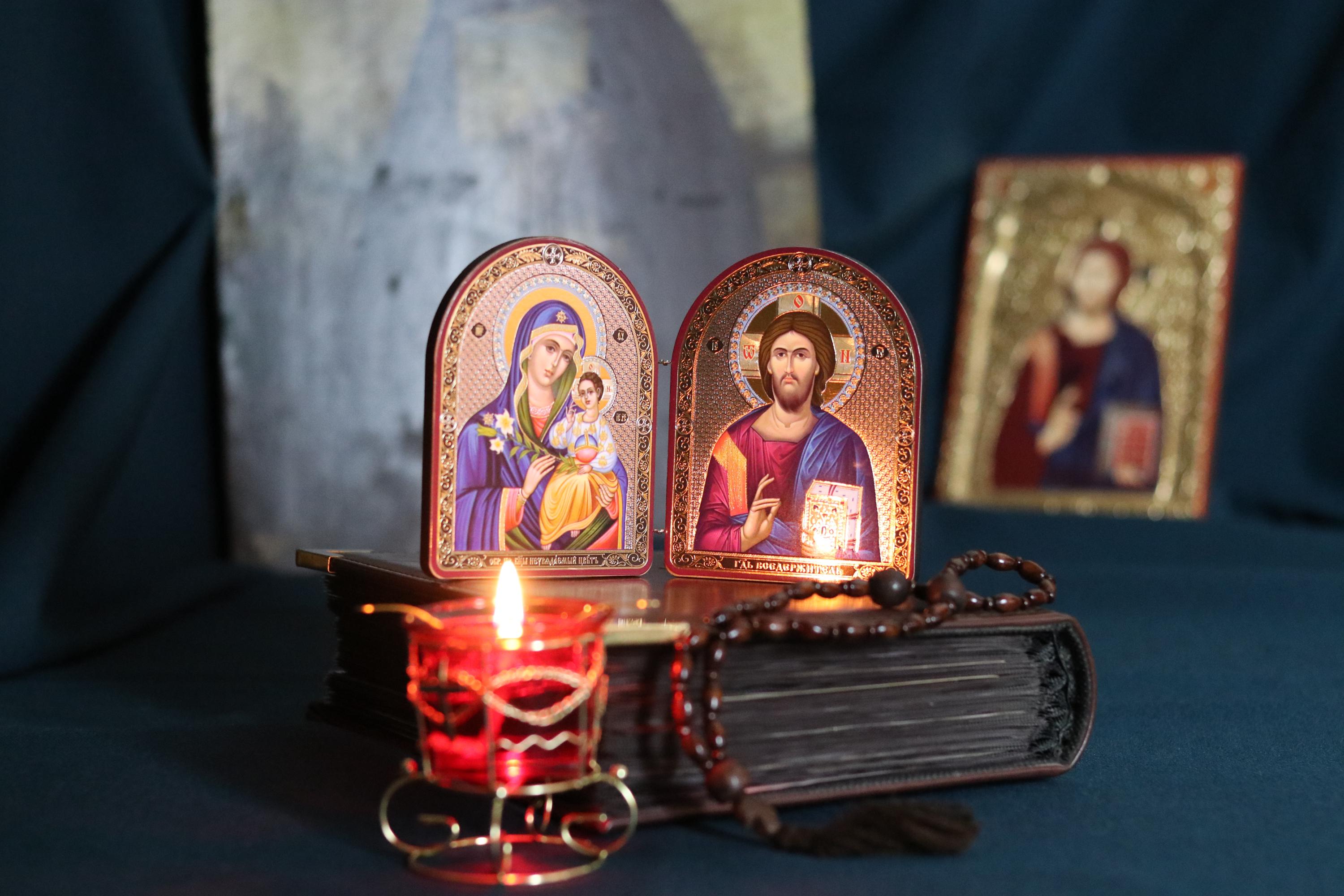 Wooden Folding Icon 4.3in, Orthodox Diptych, Virgin Mary Icon, Jesus Christ Icon, Christian Gift, Prayer Corner Decor
