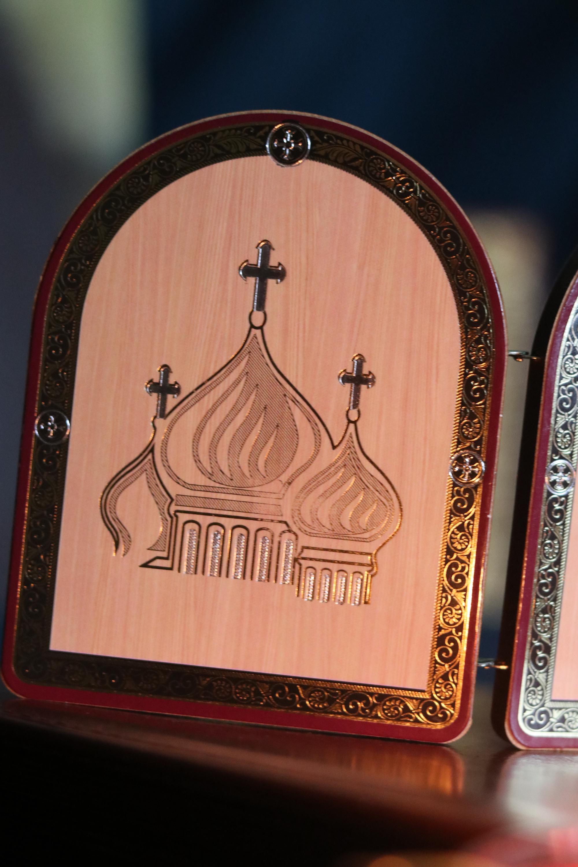 Wooden Folding Icon 4.3in, Orthodox Diptych, Virgin Mary Icon, Jesus Christ Icon, Christian Gift, Prayer Corner Decor