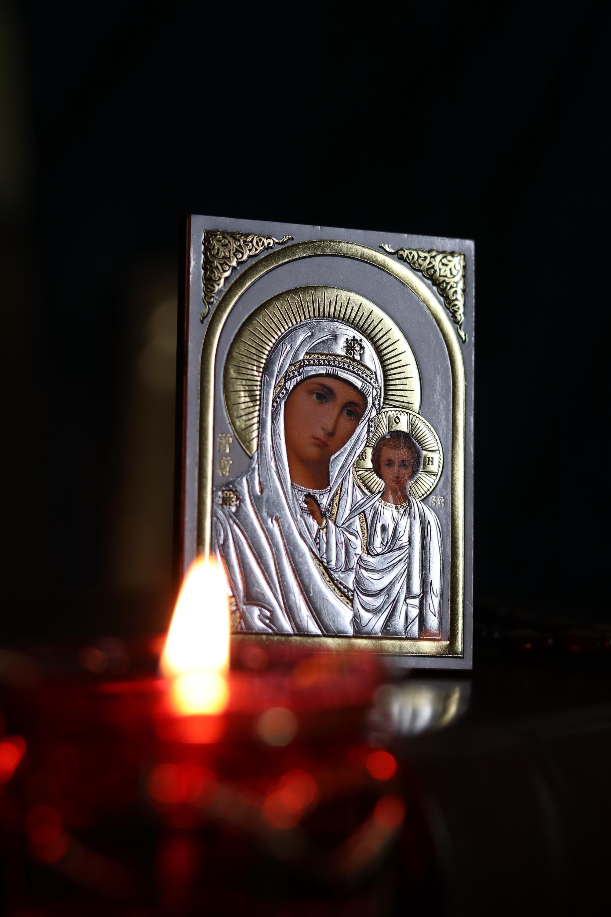 Wooden Orthodox Virgin Mary Icon 3.3in, Mother Of God With Child, Small Prayer Icon
