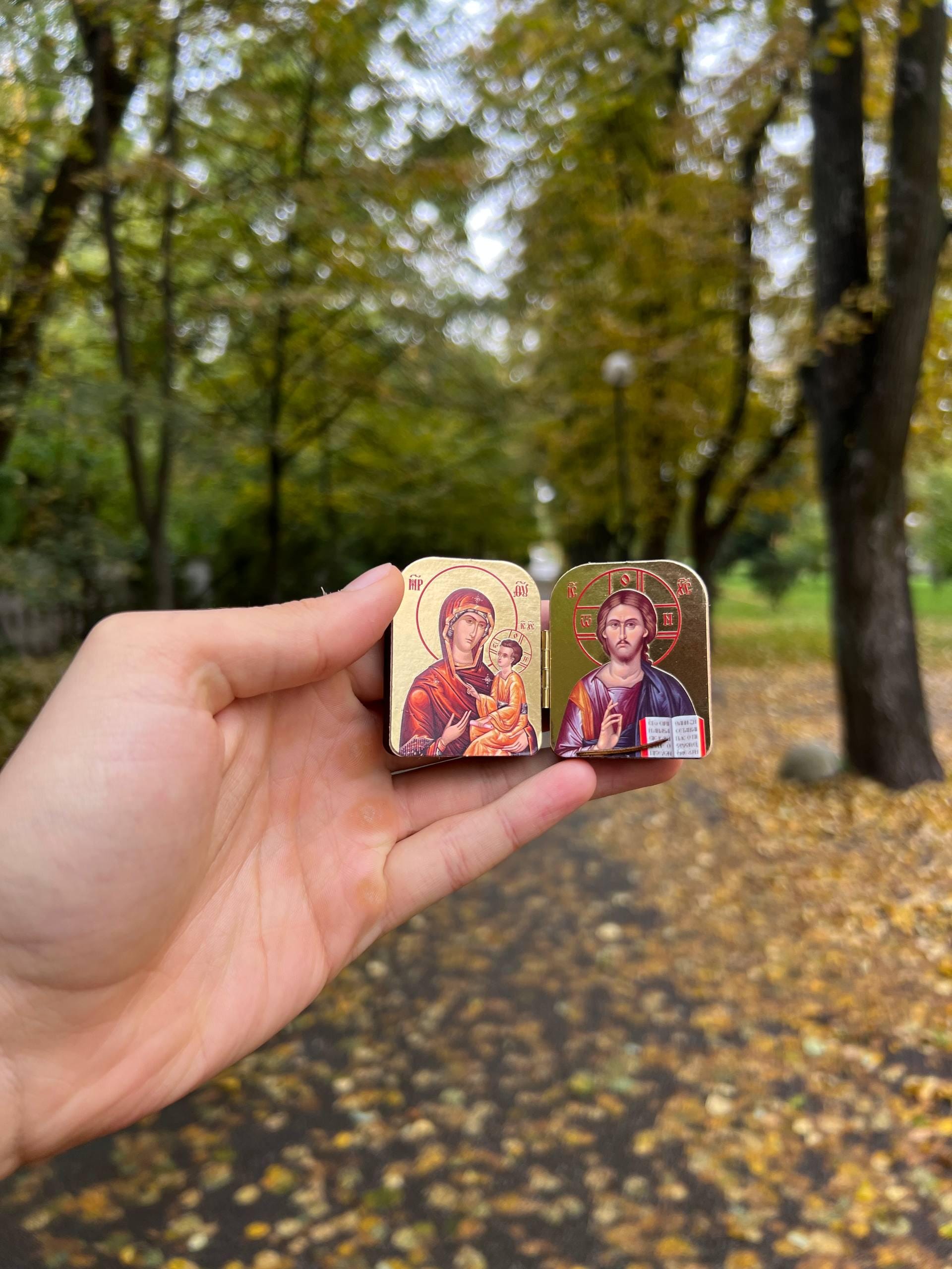 Diptych icon of Jesus Christ and the Mother of God, 2x1.6 in